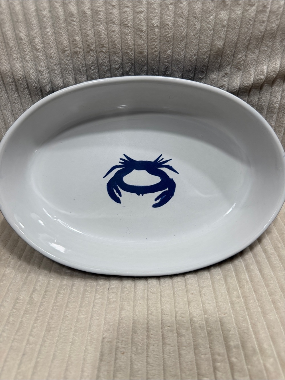 CERUTIL- White Ceramic Serving Bowl with Coastal Crab Motif. Made in Portugal.